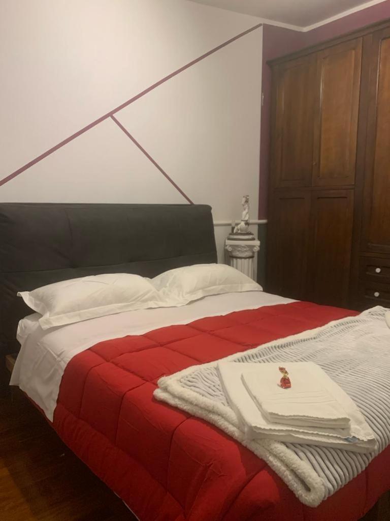 I 4 Mori Bed and Breakfast Φιουμιτσίνο Δωμάτιο φωτογραφία